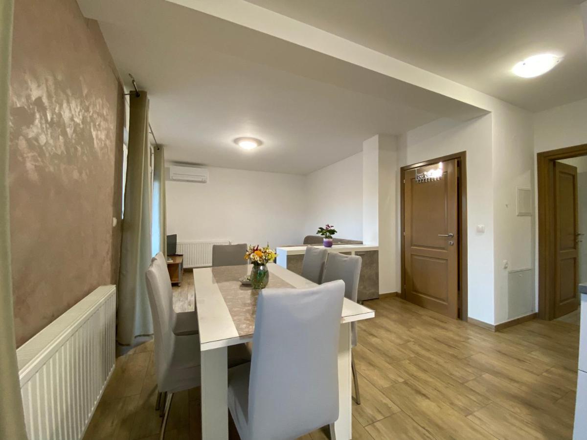 Kraljevic Apartments Vrh  外观 照片